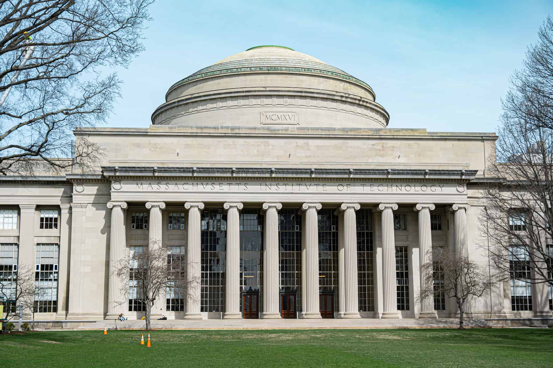 Massachusetts Institute of Technology